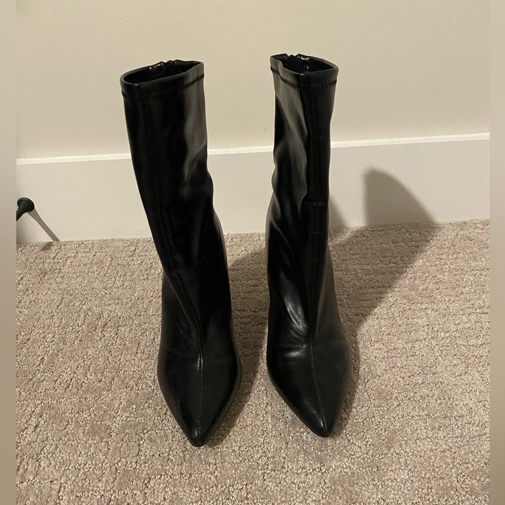 BOOHOO Black Ankle Booties
